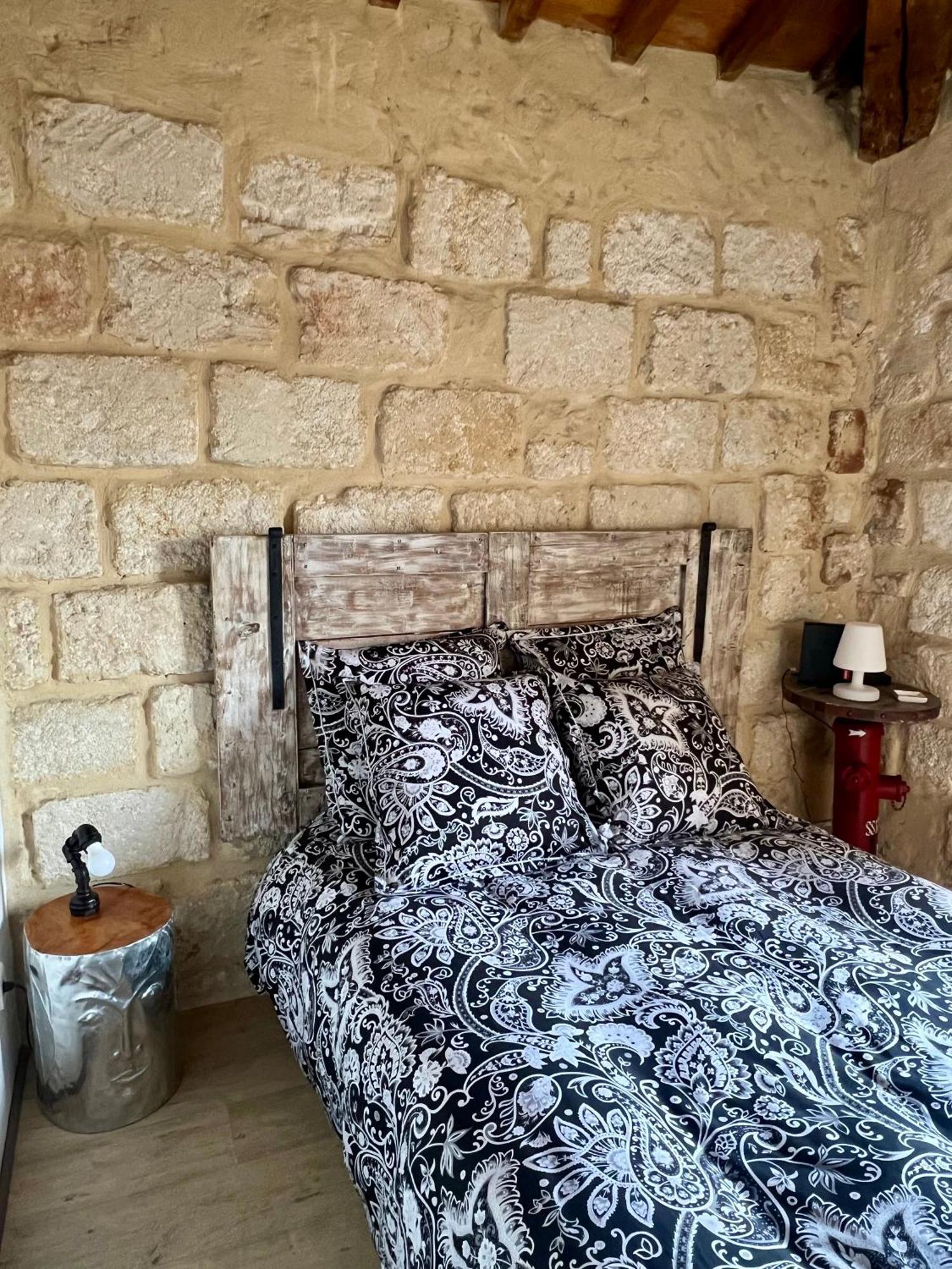 Lou Mireio Lägenhet Aigues-Mortes Exteriör bild